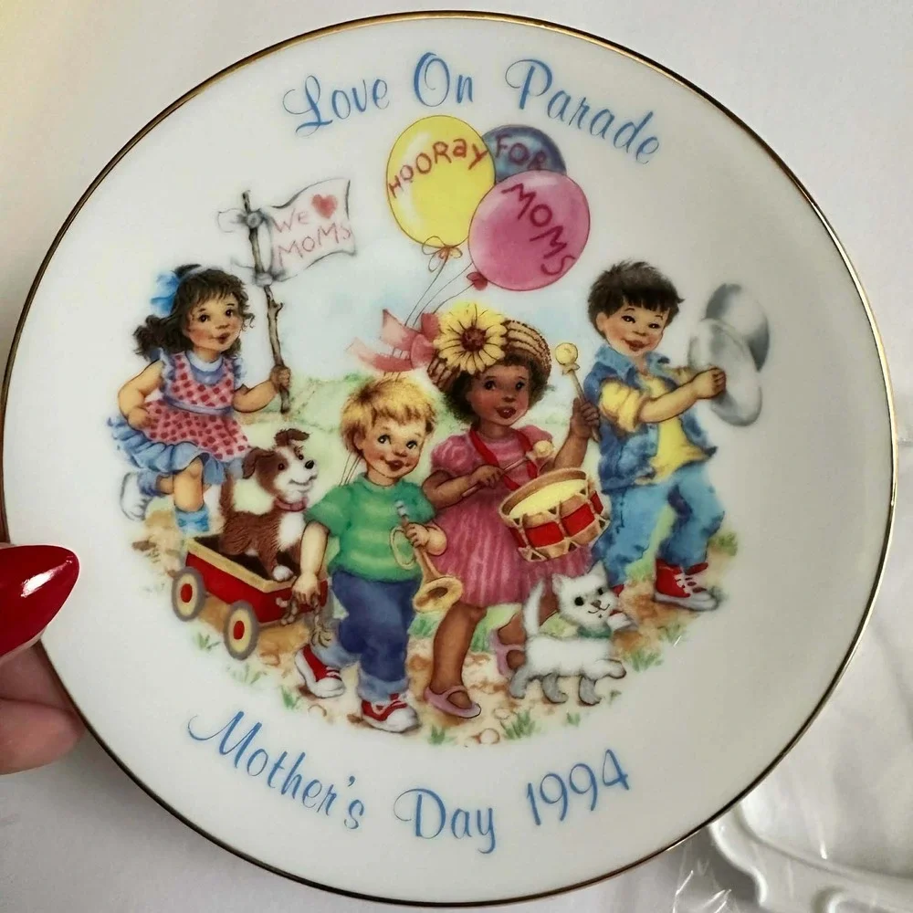 Avon love parade
